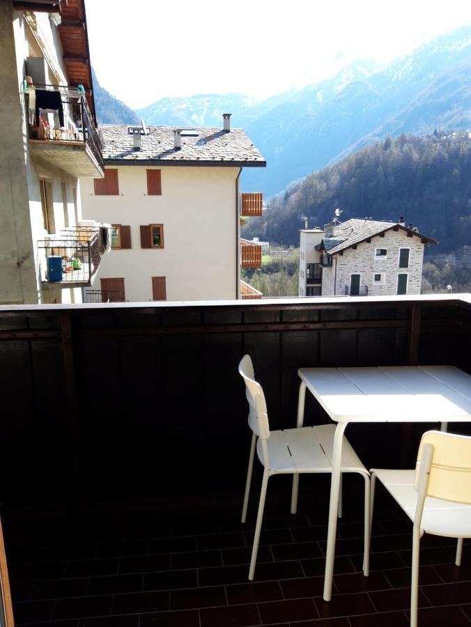 Ferienwohnung Grazioso Monolocale A Pochi Passi Dal Centro Cittadino Chiesa in Valmalenco Exterior foto